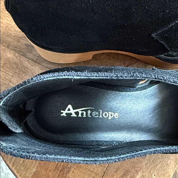 Antelope Iris Suede Wedge Chuck Heel Closed Toe Clogs 10 NWOB - Picture 12 of 13